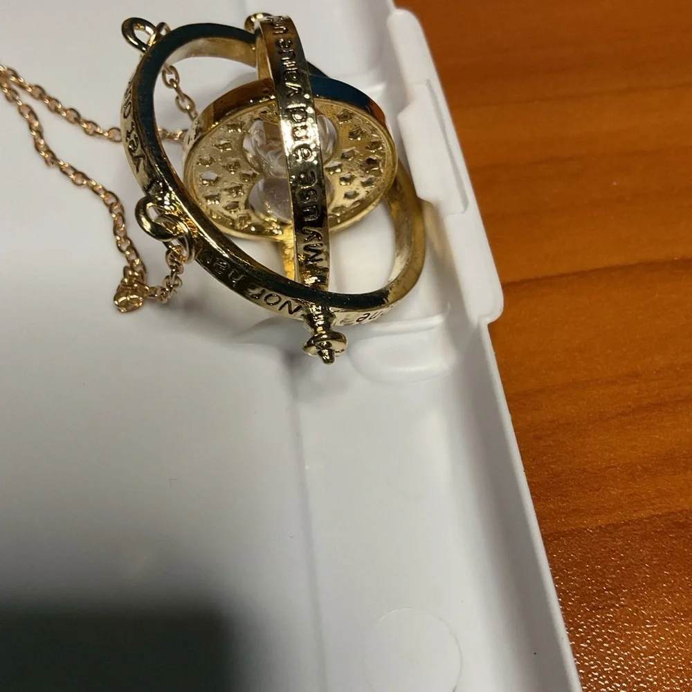 HARRY POTTER HERMIONE GRANGERS TIME‎ TURNER NECKLACE